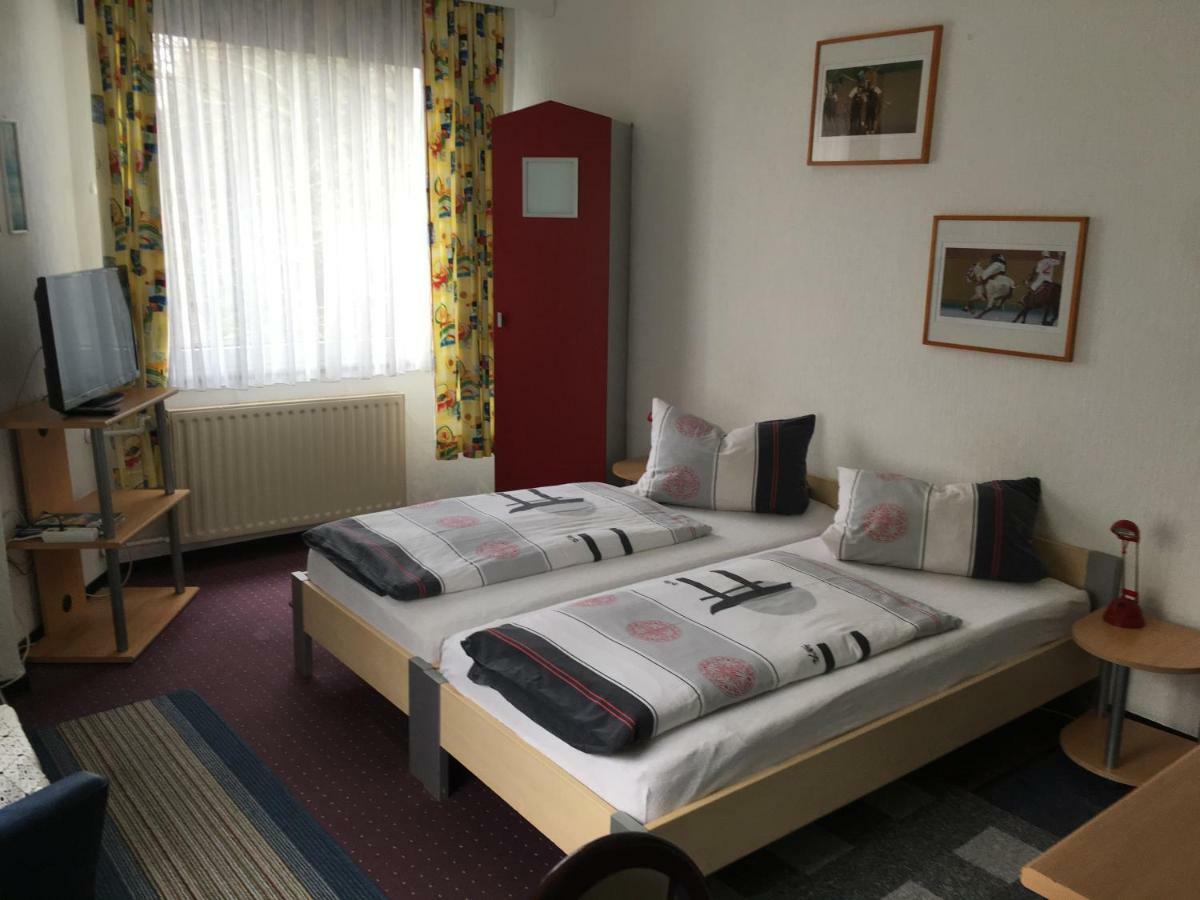 Gaestezimmer Siminciuc Hotel Aachen Exterior photo